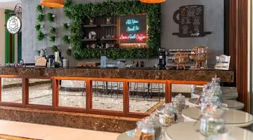 SIDE PREMIUM by OZ Hotels