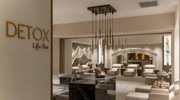 SIDE PREMIUM by OZ Hotels