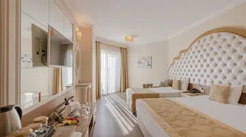 SIDE PREMIUM by OZ Hotels
