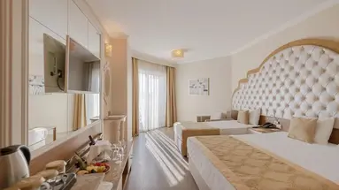 SIDE PREMIUM by OZ Hotels