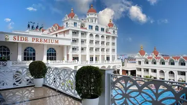 SIDE PREMIUM by OZ Hotels