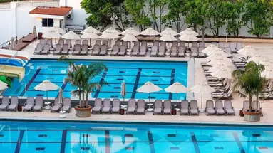 SIDE PREMIUM by OZ Hotels