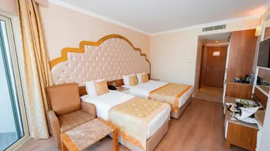 Side Premium Hotel