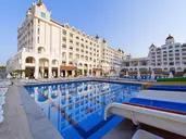 Side Premium Hotel