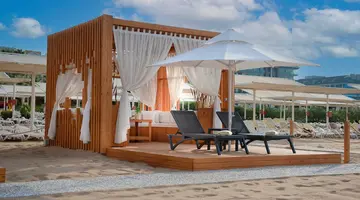Side Premium Hotel