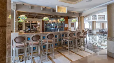 Side Star Beach Hotel