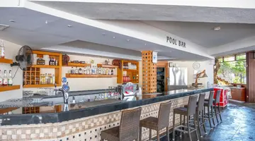 Side Star Beach Hotel