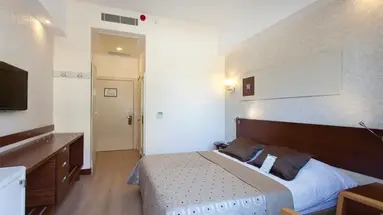 Side Star Beach Hotel