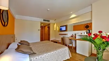 Side Star Beach Hotel