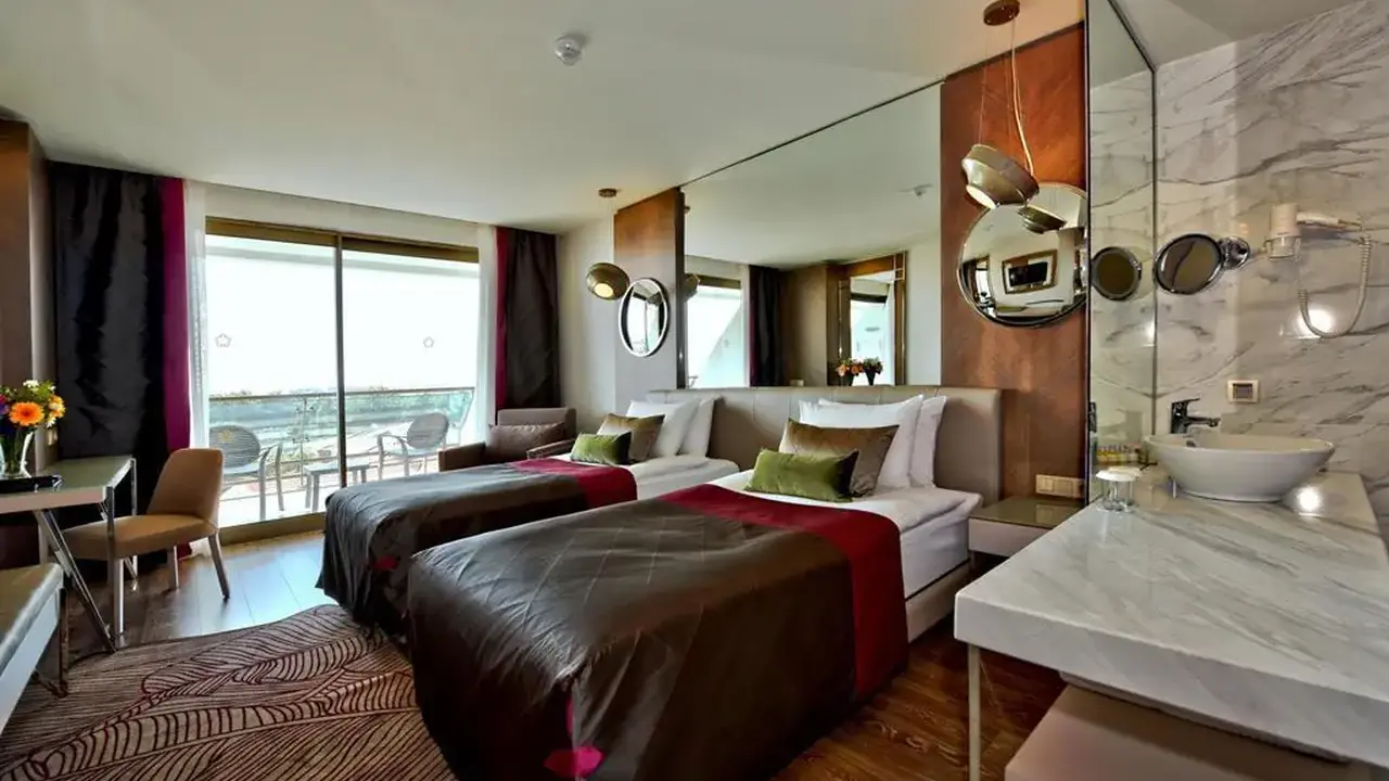 SIDE STAR ELEGANCE