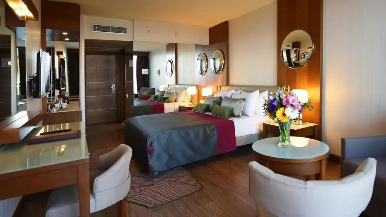 SIDE STAR ELEGANCE