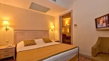 Side Star Park Hotel