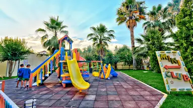 Side Star Park