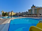 Side Star Resort