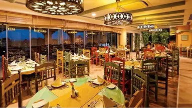 SIDE STAR RESORT