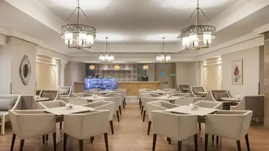 Side Star Resort