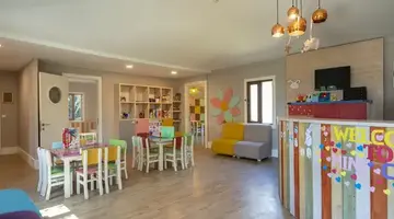 Side Star Resort