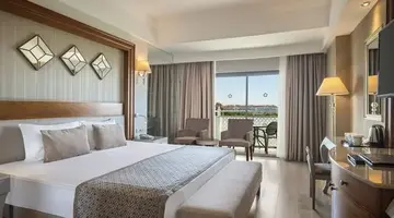 Side Star Resort