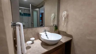 Side Star Resort