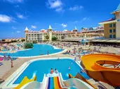 Side Star Resort