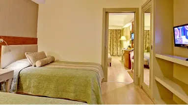 SIDE STAR RESORT