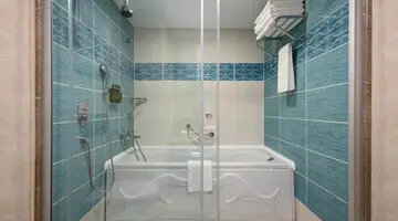 Side Star Resort