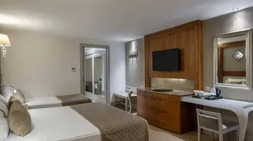 Side Star Resort