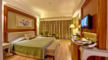 Side Star Resort