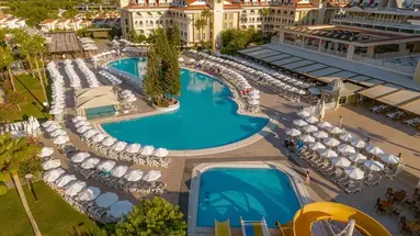 Side Star Resort