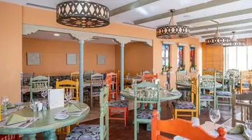 SIDE STAR RESORT