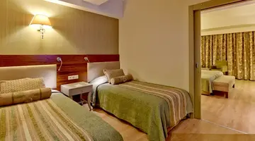 SIDE STAR RESORT