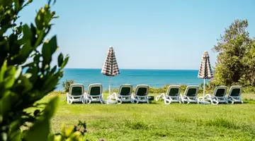 Side Star Resort