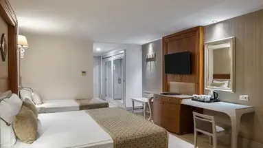 Side Star Resort