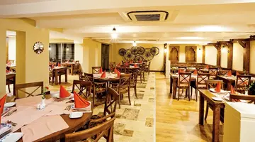 SIDE STAR RESORT