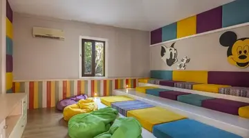 Side Star Resort