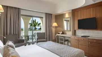 Side Star Resort