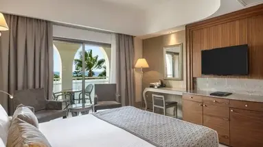 Side Star Resort