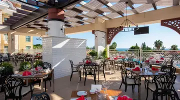 Side Star Resort