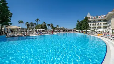 Side Star Resort