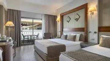 Side Star Resort