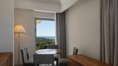 Side Star Resort