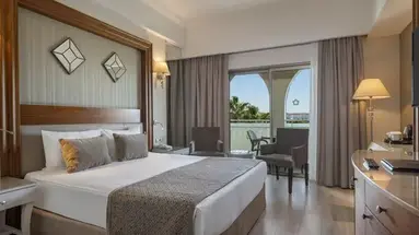Side Star Resort