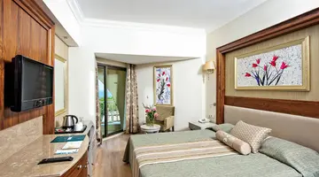 Side Star Resort