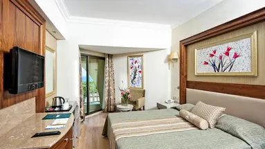 Side Star Resort
