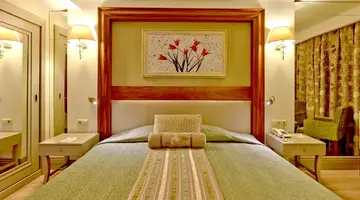 SIDE STAR RESORT