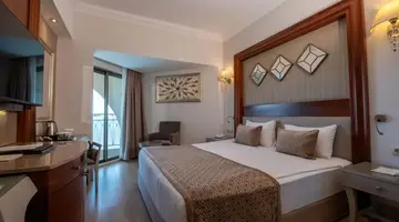 Side Star Resort