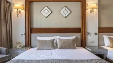 Side Star Resort