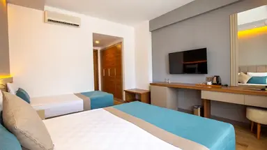 SIDE STORY RESORT & SPA