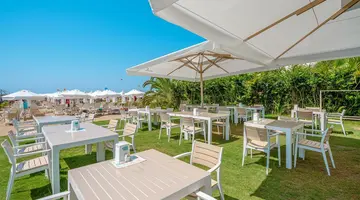 SIDE STORY RESORT & SPA