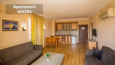 SIDE VILLAGE FAMILY SUITE